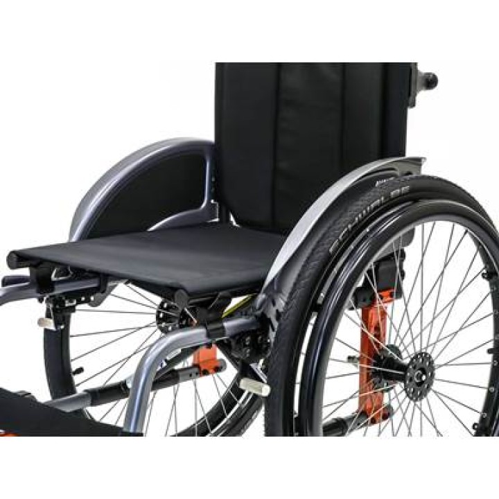 Αναπηρικο αμαξιδιο Ελαφρου τυπου Avanti-Pro